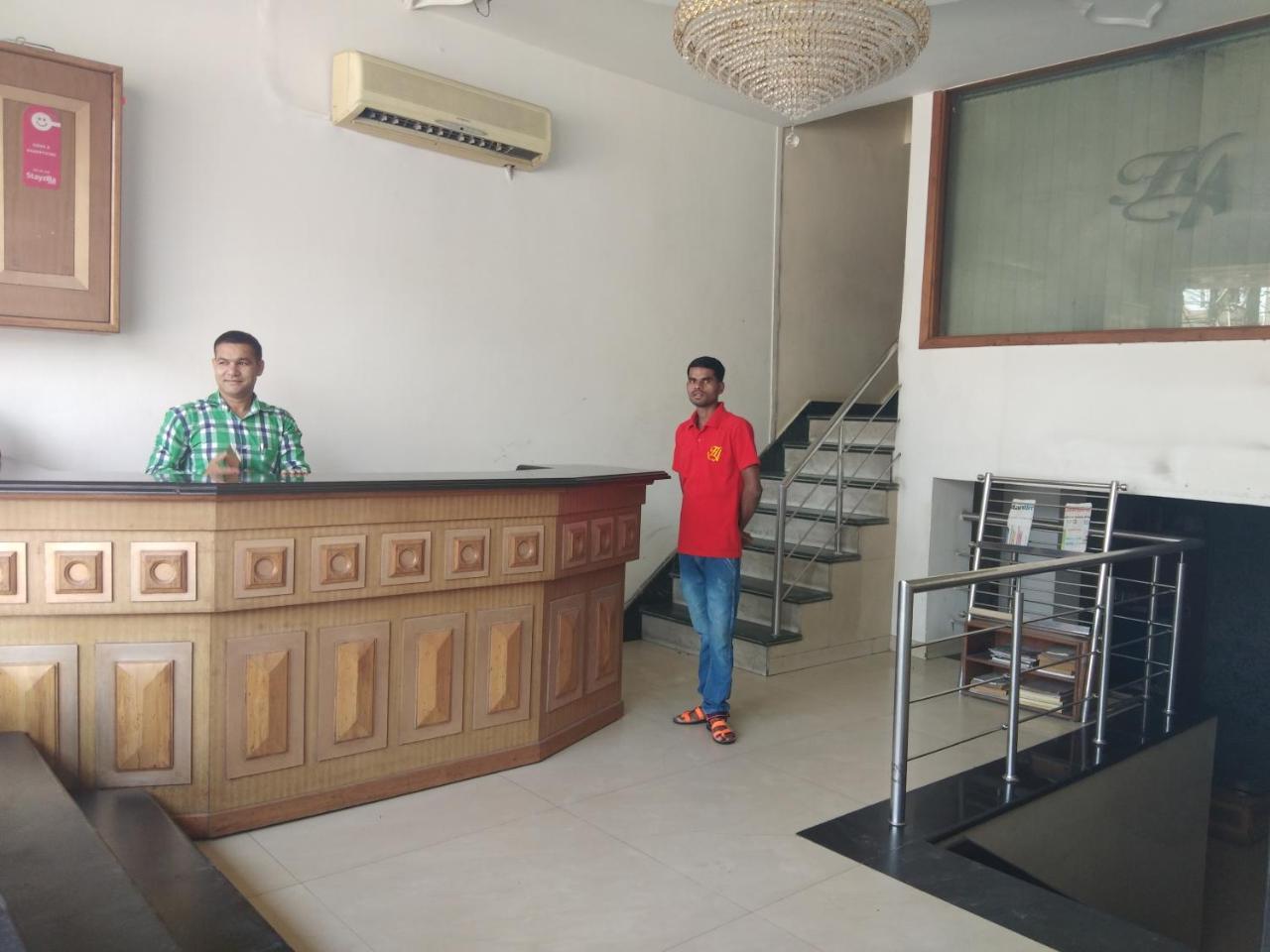 Hotel Anand Amritsar Extérieur photo
