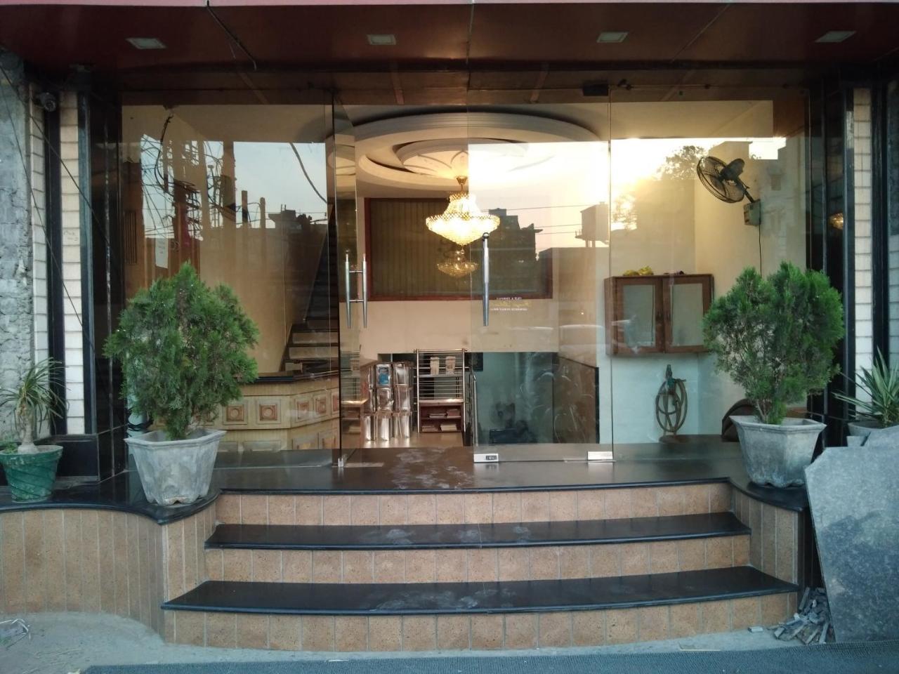 Hotel Anand Amritsar Extérieur photo